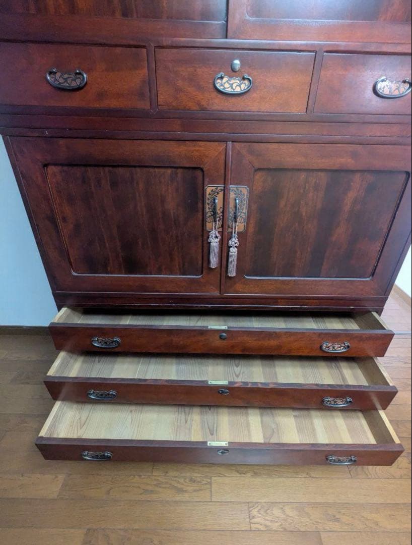 昭和　和ダンス　木製　(送料込み価格)