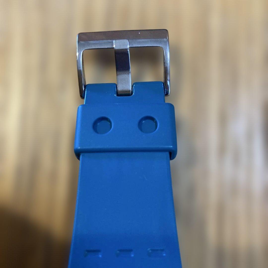 G-SHOCK デジタル腕時計 青　G-8100