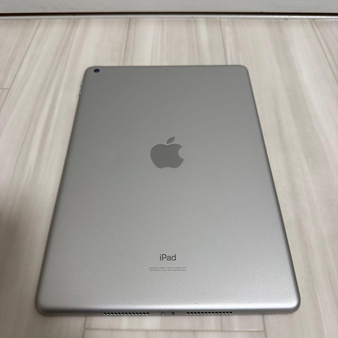 iPad 第８世代 128GB Wi-Fiモデル