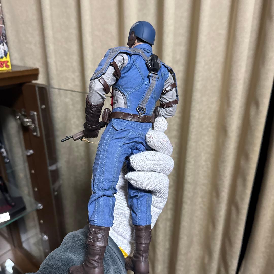 Marvel キャプテン・アメリカ ホットトイズアクションフィギュア