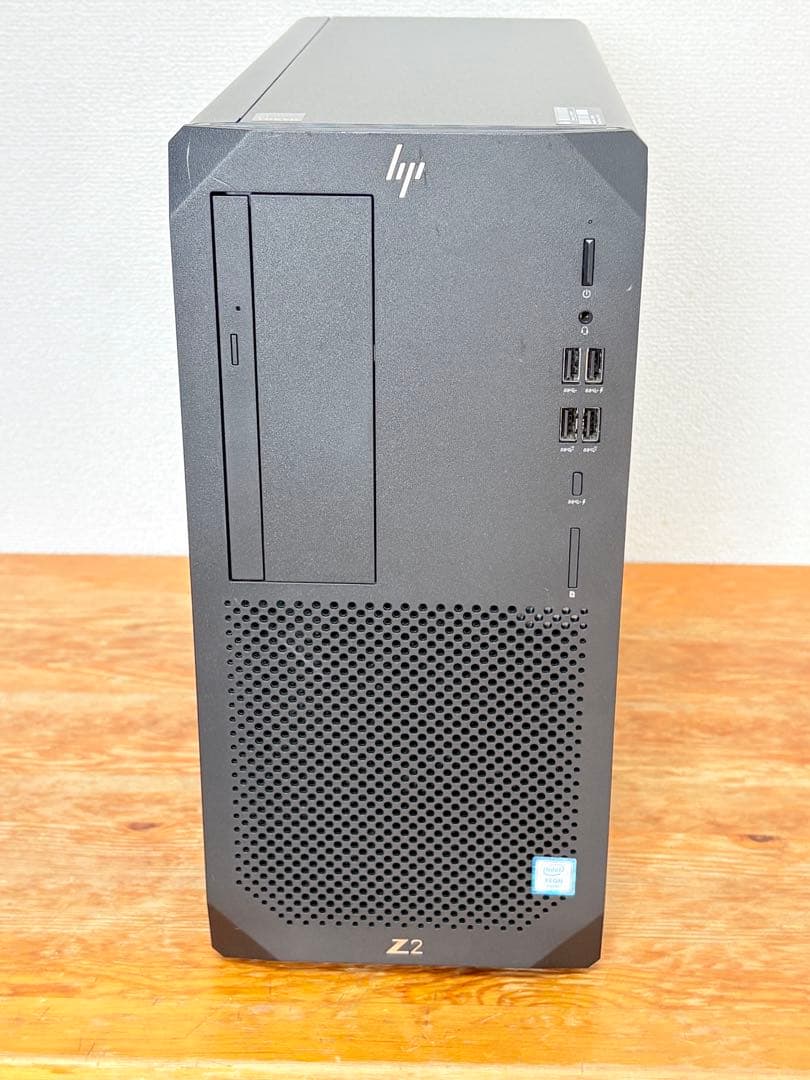 ベアボーン状態のHP Z2 Tower G5 （Xeon W-1250付き）