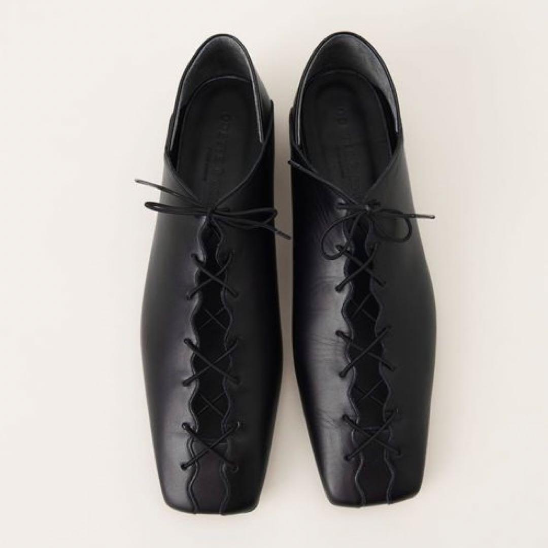 【未使用品】Odette e Odile ウェーブカットレースアップ フラット