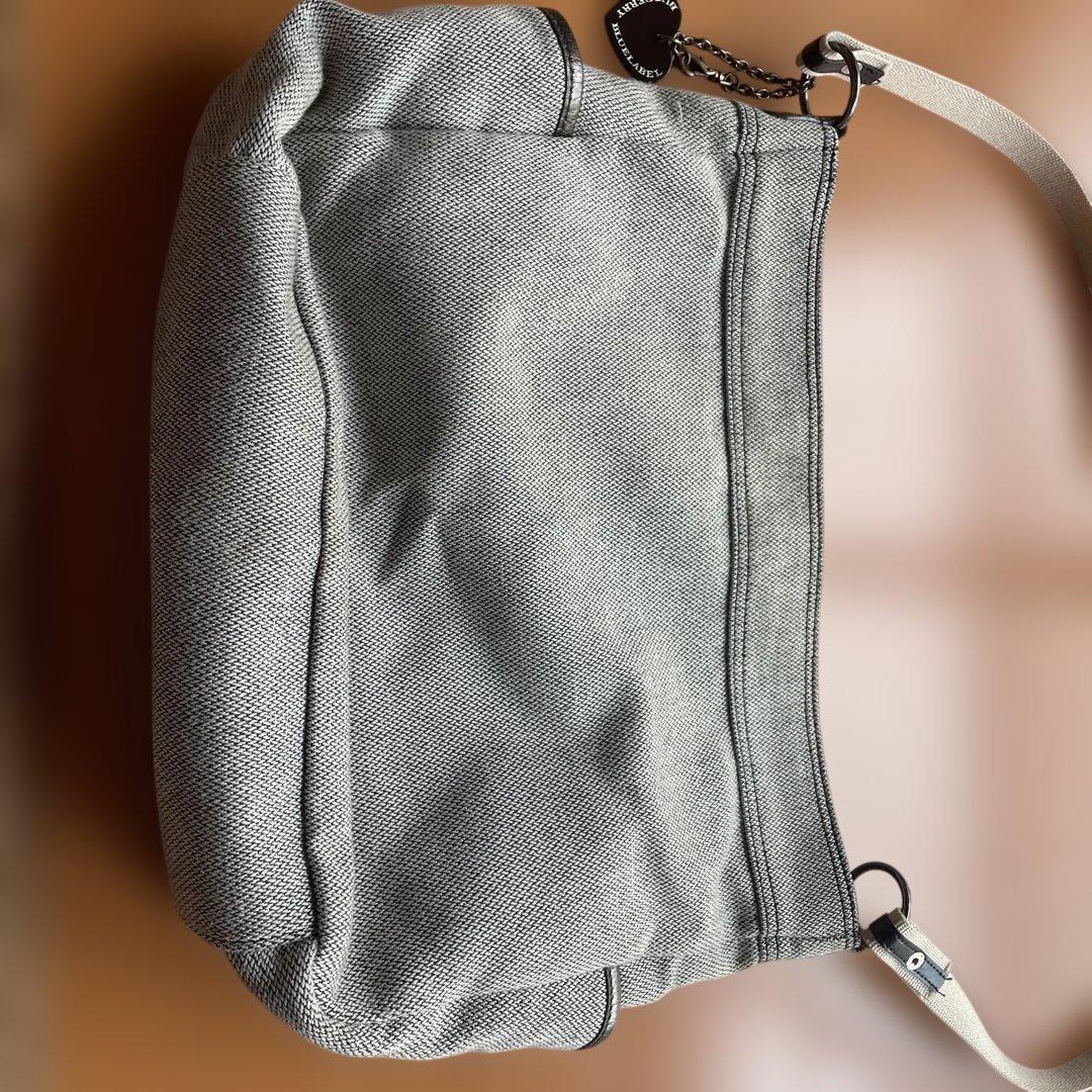 バーバリーブルーレーベル トートバッグ 肩掛け キャンバス ロゴ レザー