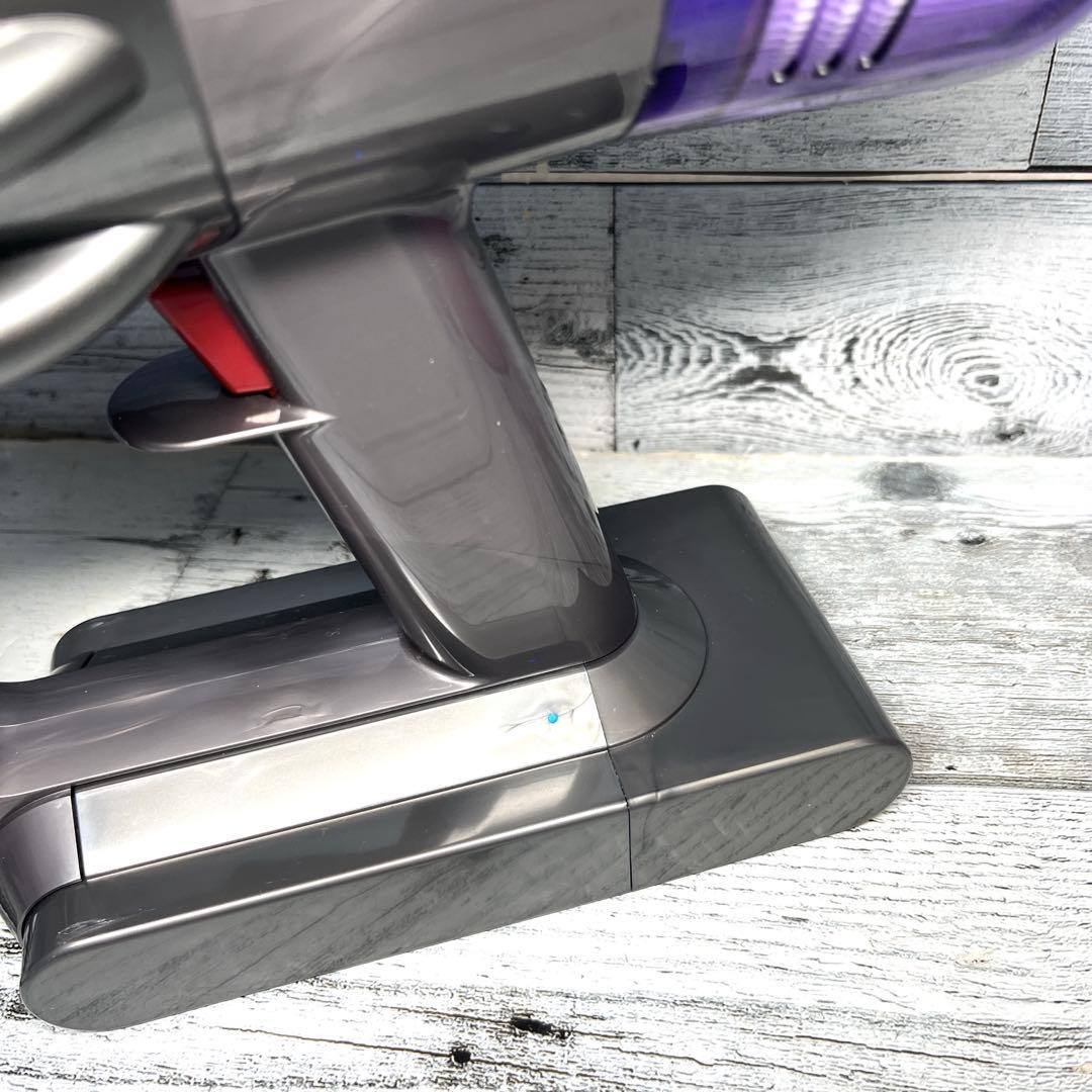 【美品】ダイソン 掃除機 コードレス Dyson V11 Fluffy SV14
