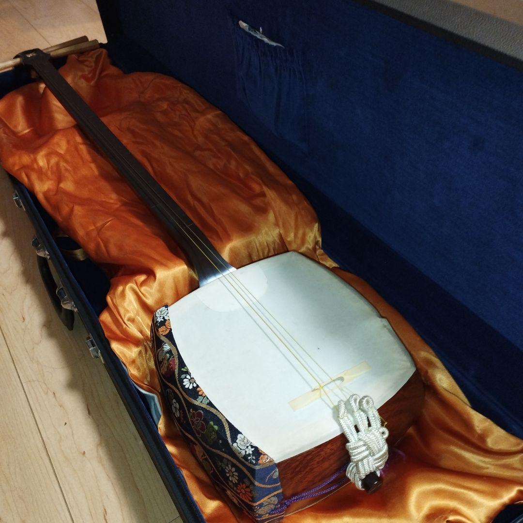 三味線　中棹　ケースや糸付き　民謡　楽器　和楽器　送料無料