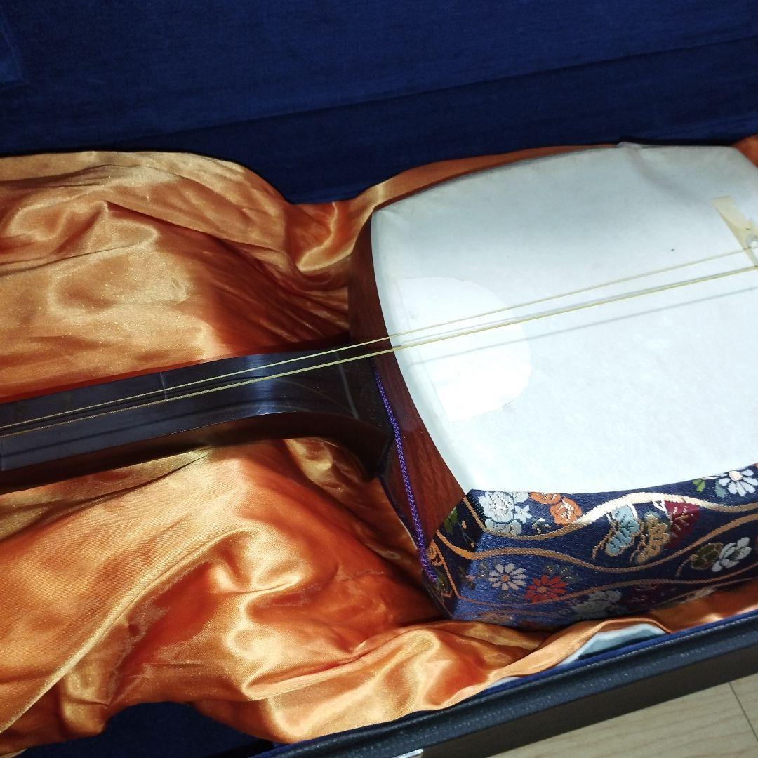 三味線　中棹　ケースや糸付き　民謡　楽器　和楽器　送料無料