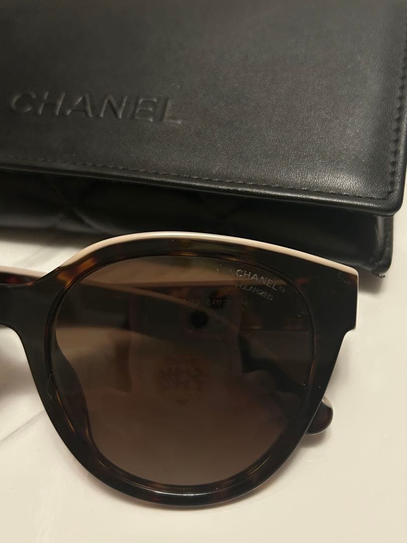 美品 chanel サングラス