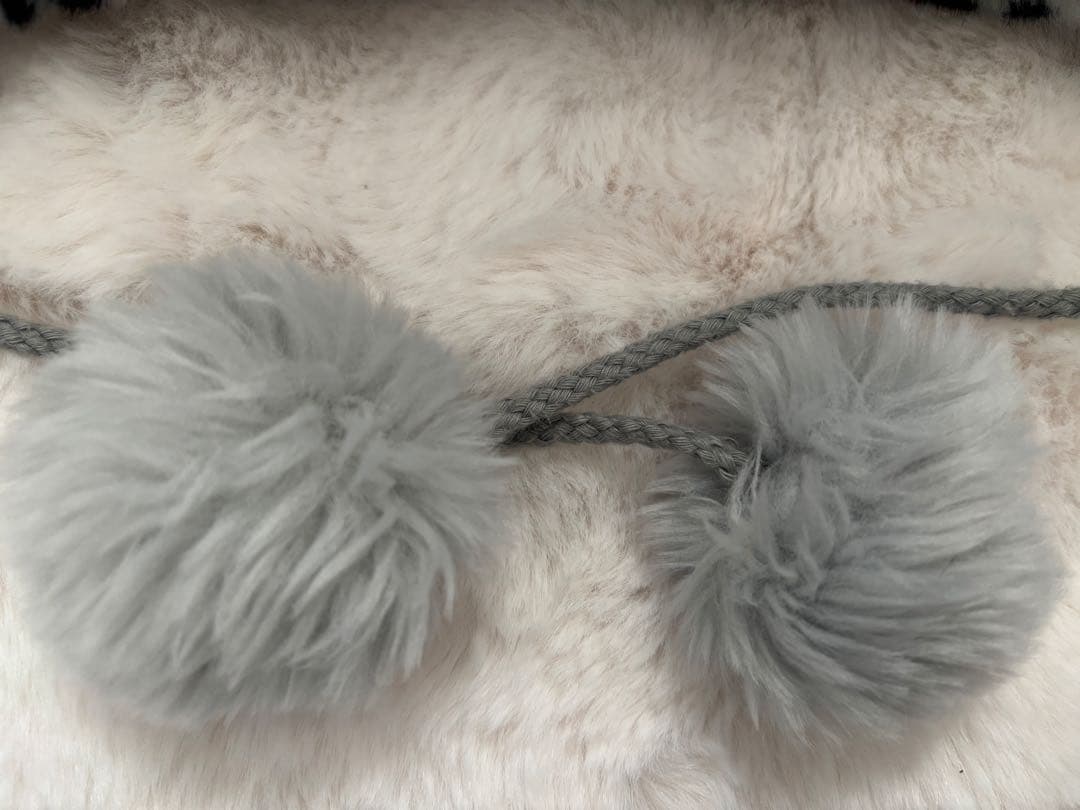 ヒョウ柄　ファンキャップ　ディズニー　グレー　リボン