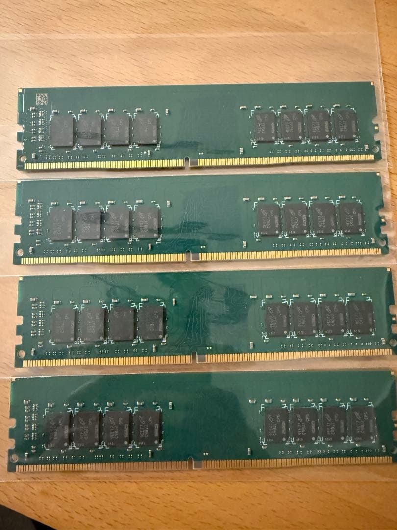 Crucial 16GB×4枚 計64GB DDR4-2666 CL19