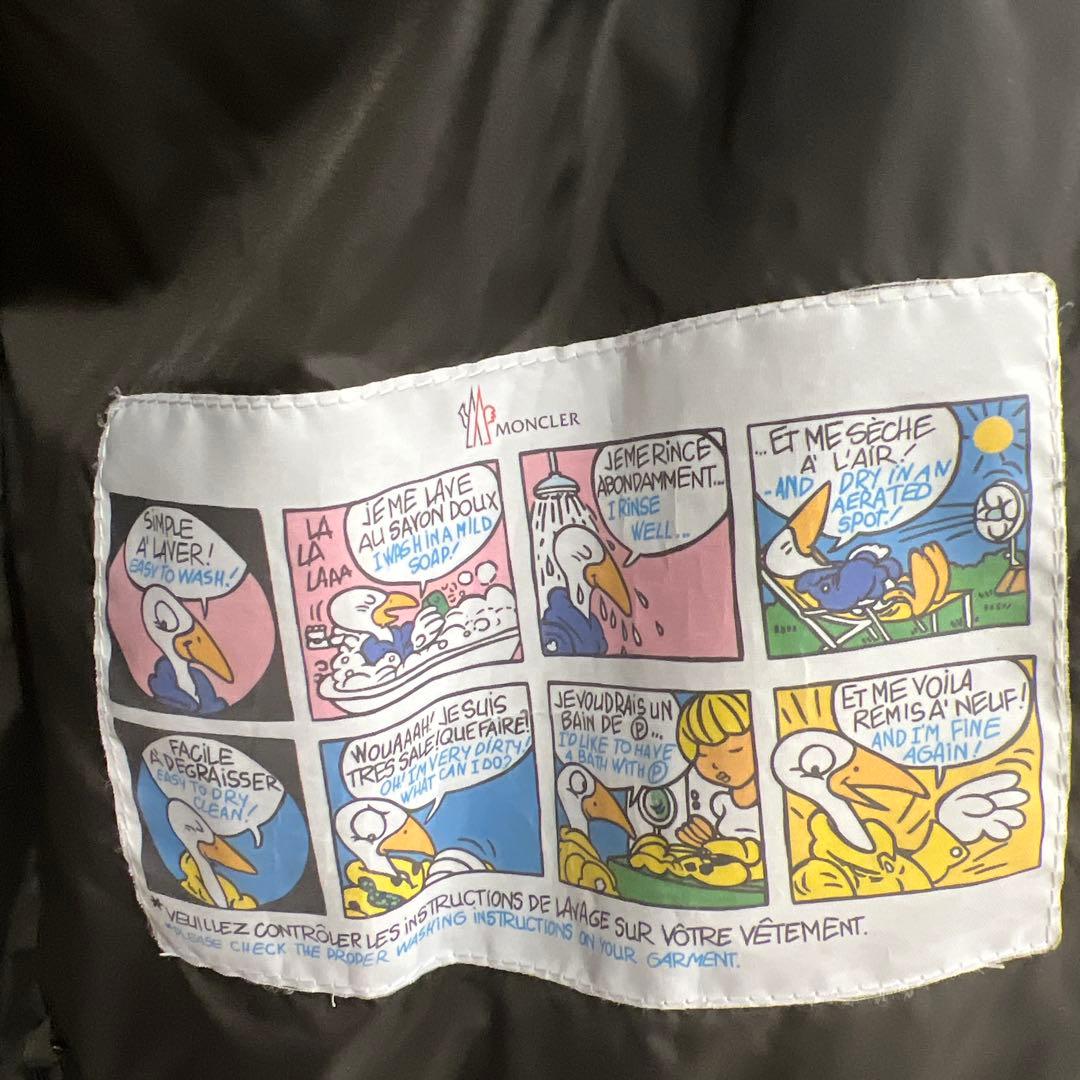 た*う様 【QR鑑定済】MONCLER フード付きダウンジャケット オリーブグリ