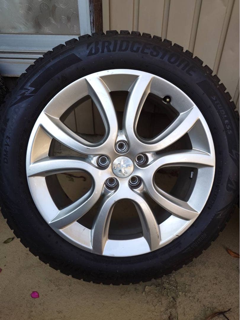 ブリヂストン ブリザックスタッドレスタイヤ 18インチ ホイールセット