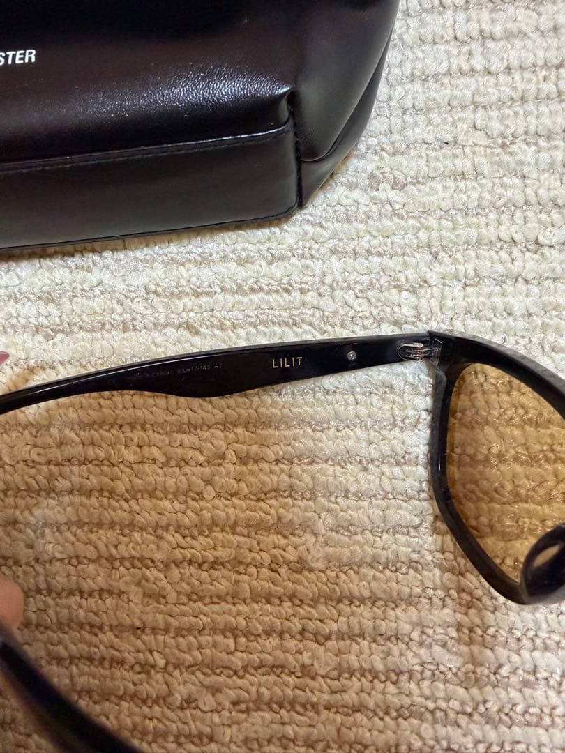 Gentle Monster 2022 シリーズ Lilit 01 BR