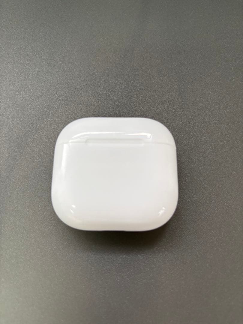 【訳あり】 AirPods 第4世代/ノイズキャンセリング対応/<No1909>
