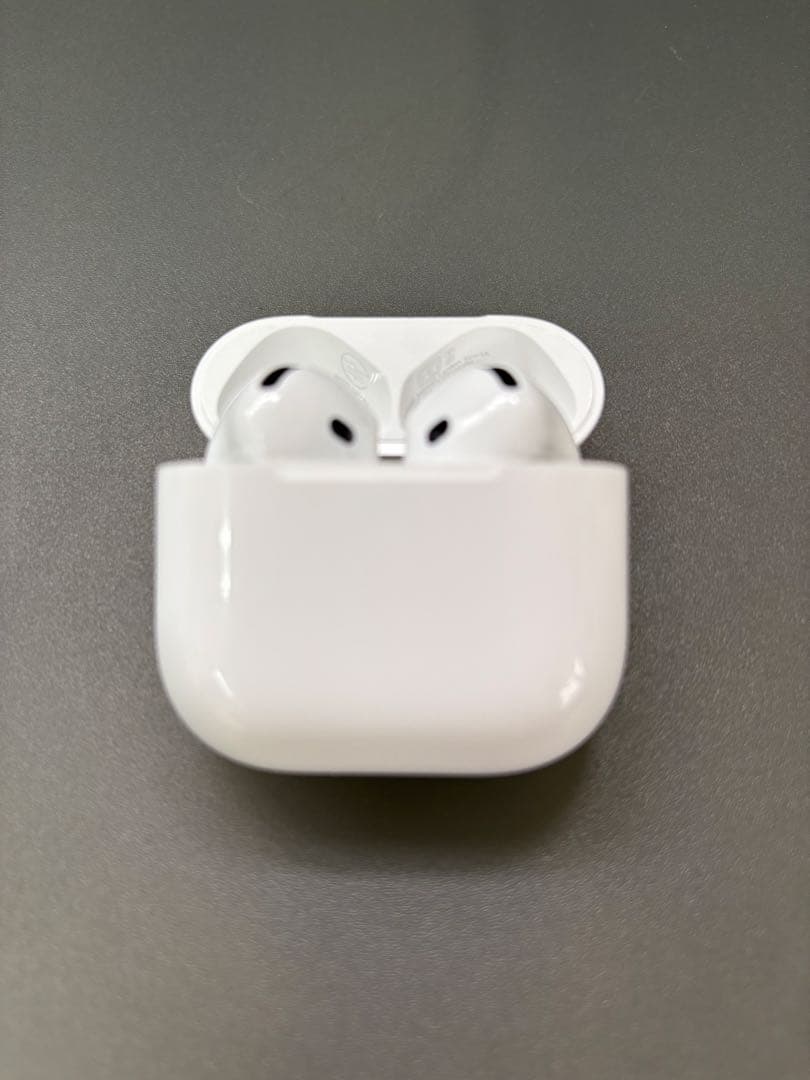 【訳あり】 AirPods 第4世代/ノイズキャンセリング対応/<No1909>