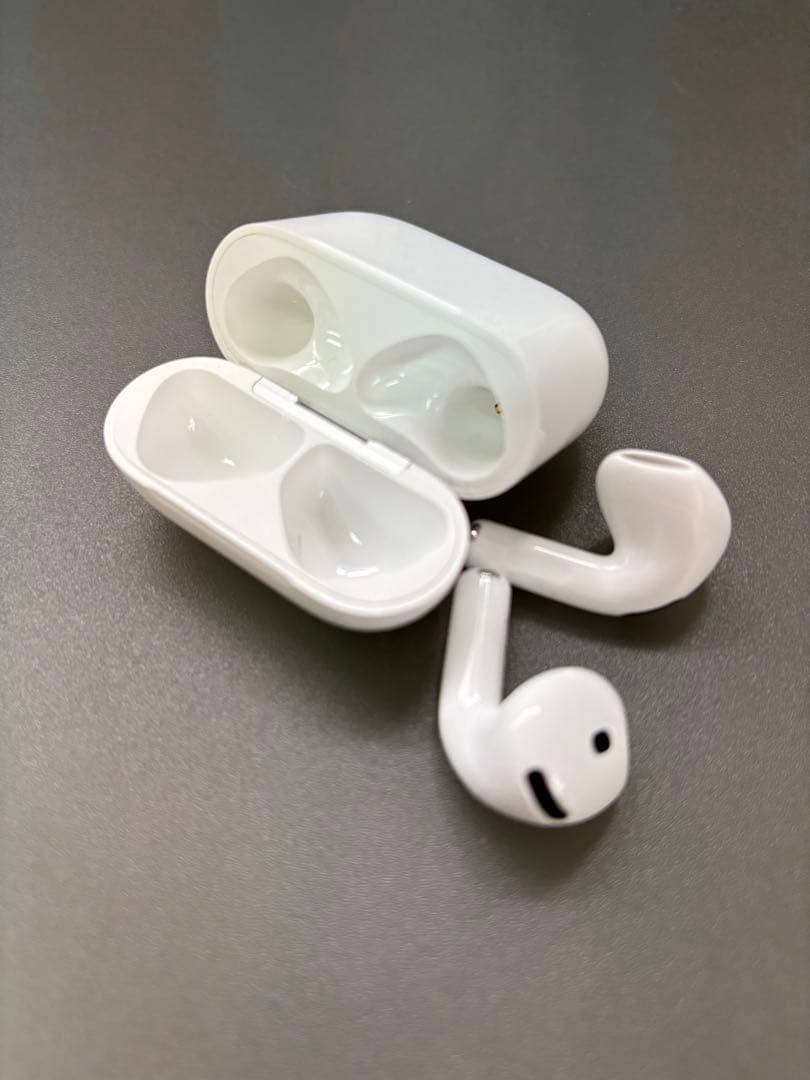 【訳あり】 AirPods 第4世代/ノイズキャンセリング対応/<No1909>