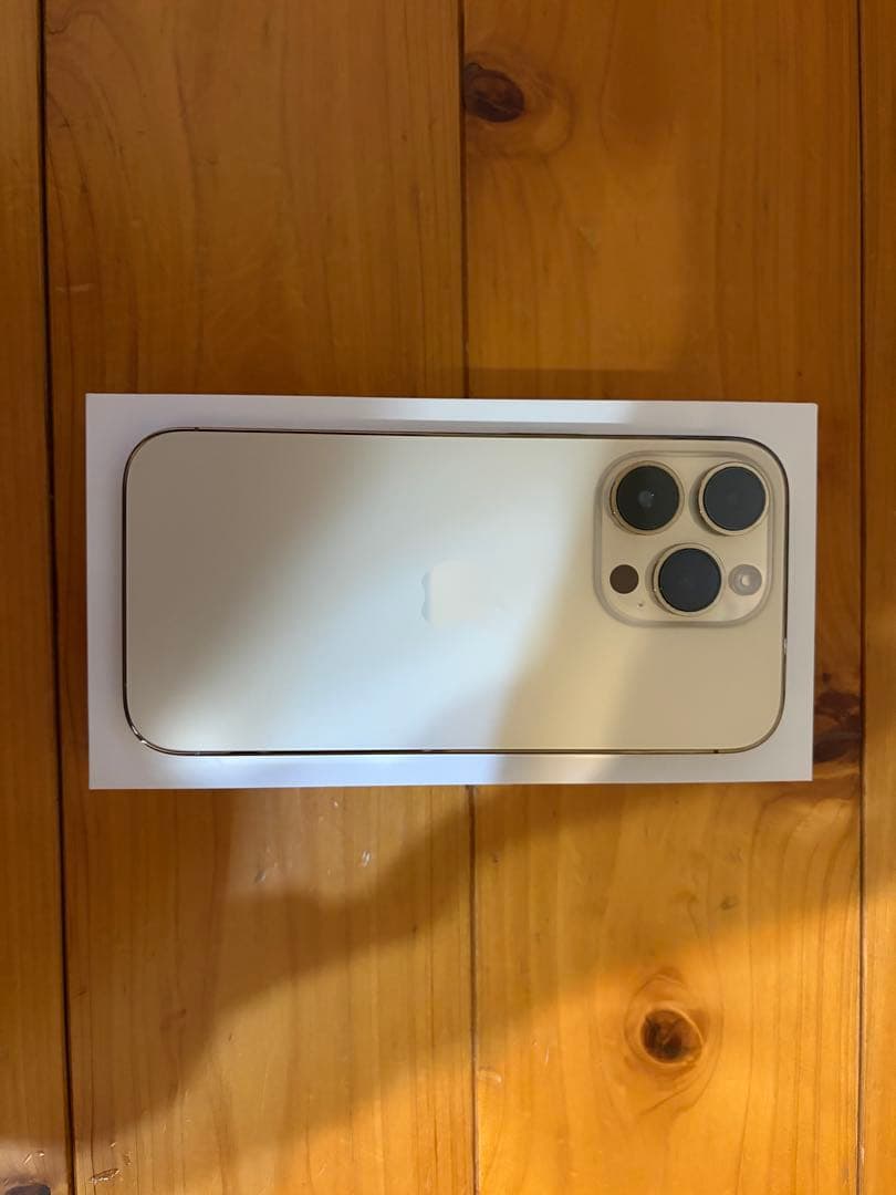 iPhone 14 Pro ゴールド 本体 1TB SIMフリー　Apple