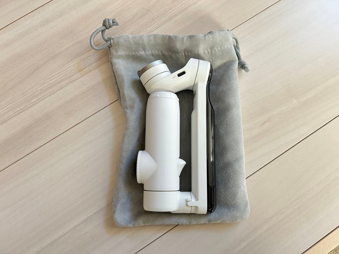 Insta360 Flow スマートフォンスタビライザー