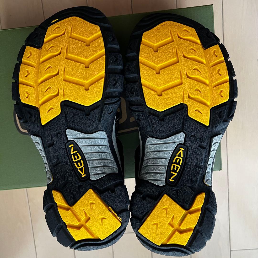 KEEN ニューポートH2 25cm サンダル ブラック イエロー