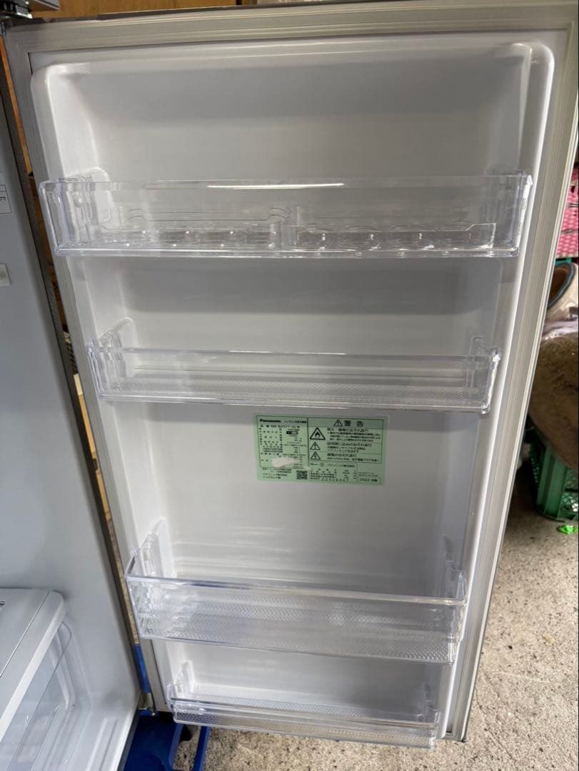 Panasonic ノンフロン冷凍冷蔵庫　NR-B251T-SS 2022年