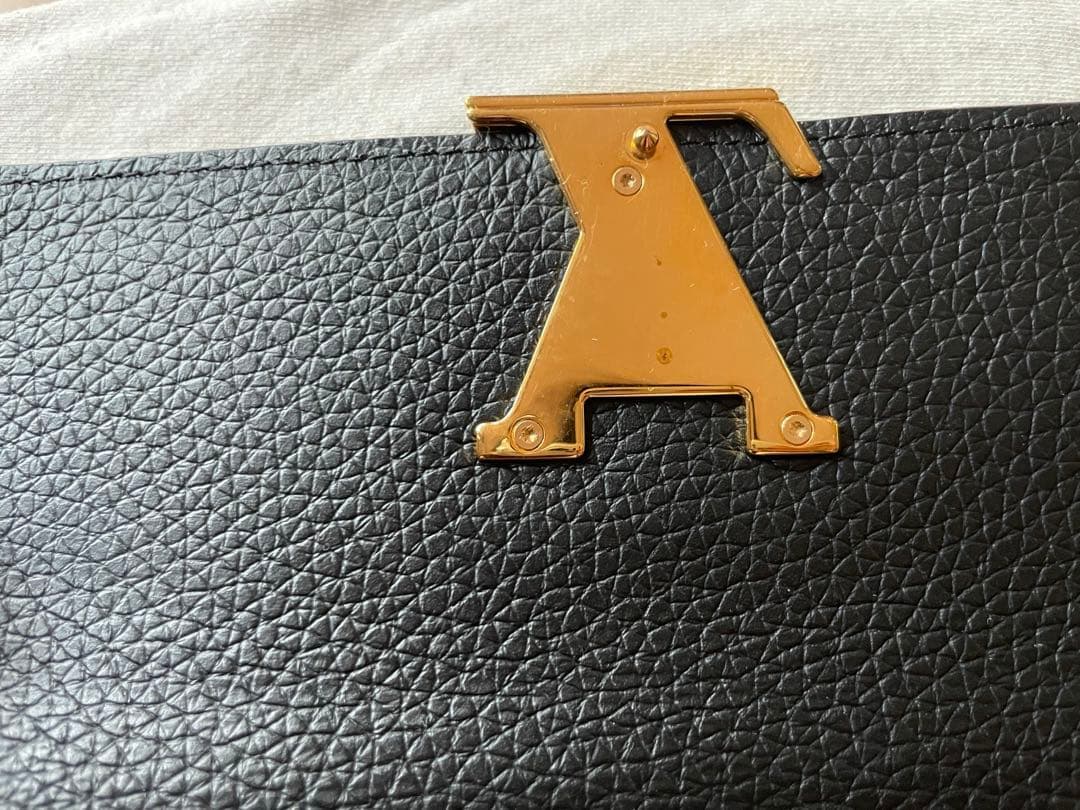 黒 ルイヴィトンポルトフォイユ カプシーヌ長財布 M61248