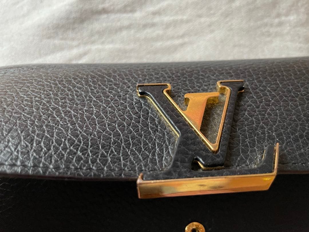 黒 ルイヴィトンポルトフォイユ カプシーヌ長財布 M61248