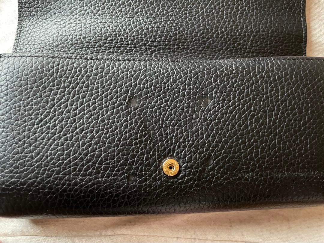 黒 ルイヴィトンポルトフォイユ カプシーヌ長財布 M61248