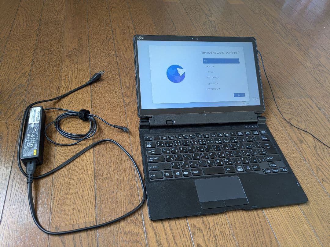 ジャンク品】ARROWS Tab Q738/SB タブレットPC　 i5 8G