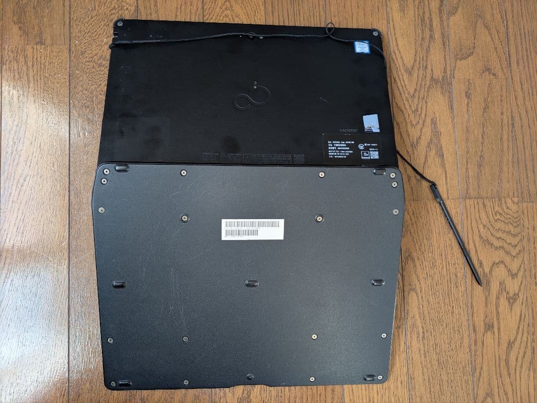 ジャンク品】ARROWS Tab Q738/SB タブレットPC　 i5 8G