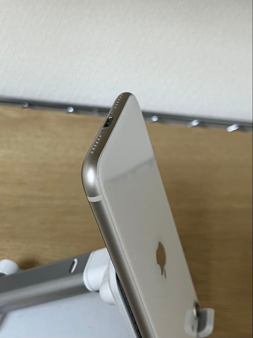 Apple iPhone SE 3 ホワイト 128GB SIMフリー