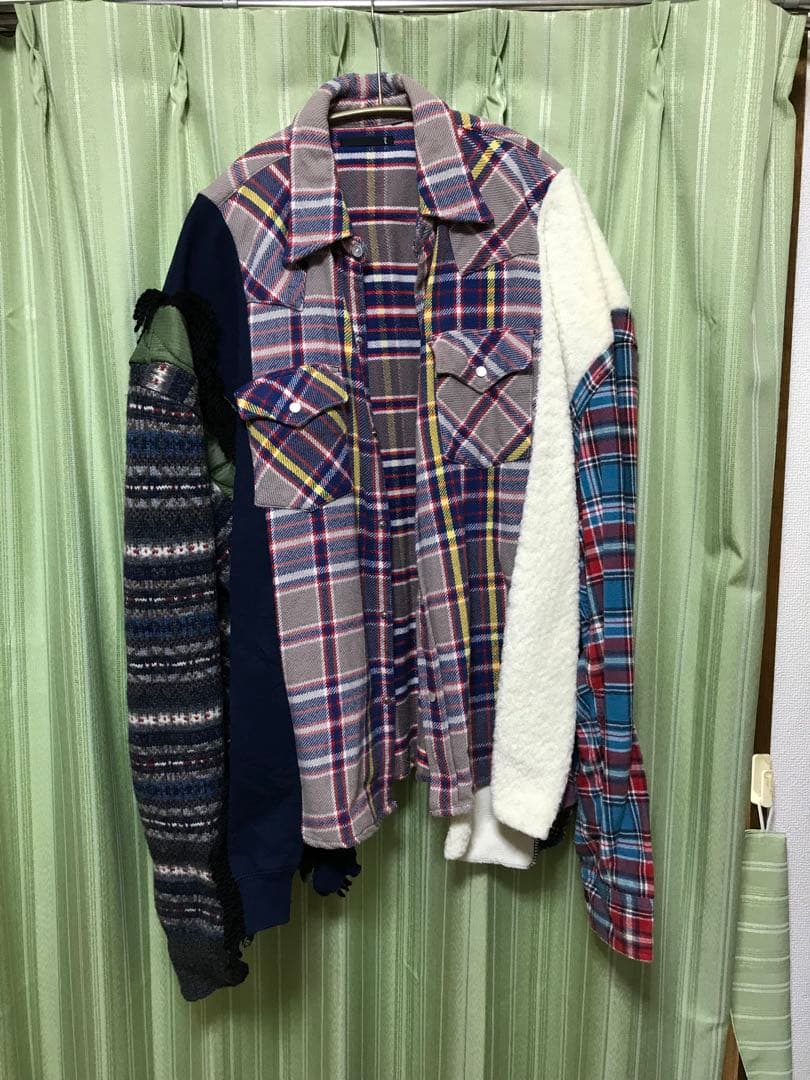 うみ　トモキユリタ　リメイクトップス