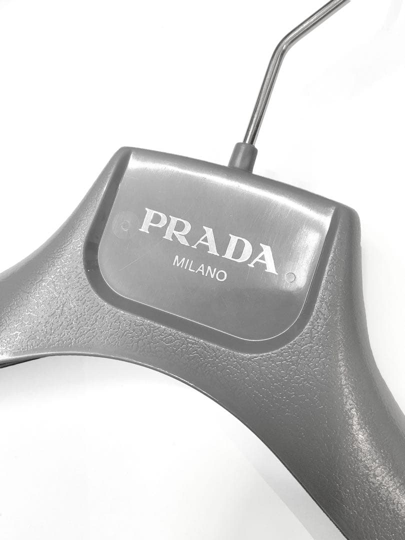 PRADA プラダ グレー ハンガー ジャケット用 5本セット