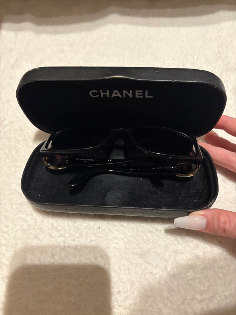 成*様 CHANEL サングラス ケース付き