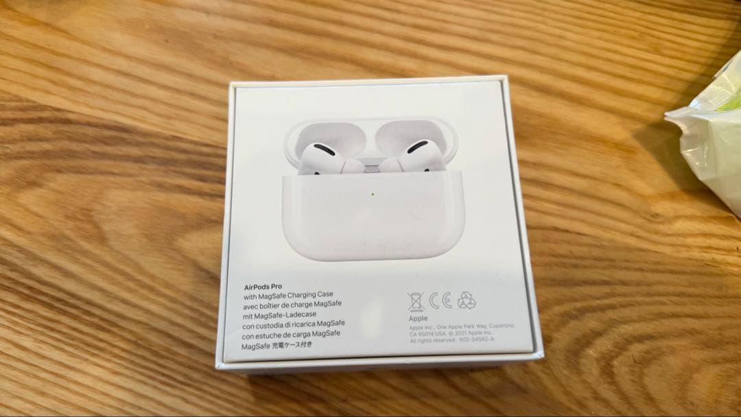 AirPods Pro 本体 MagSafe充電ケース付き　右耳無し