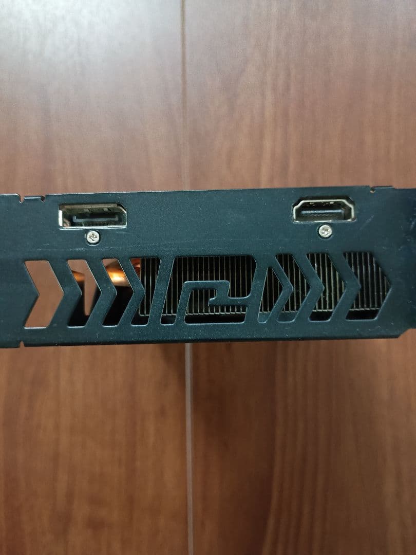 玄人志向 AMD Radeon RD-RX6500XT-E4GB／SF（中古品）