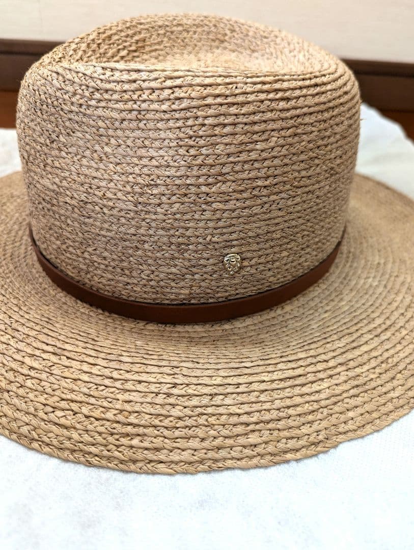 ヘレン・カミンスキー　ラフィアハット