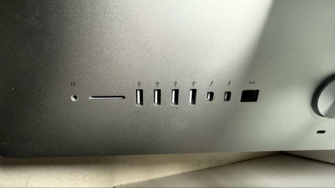 Macデスクトップ iMac 21.5 late 2015 2.8Ghz/8g/1TBHDD