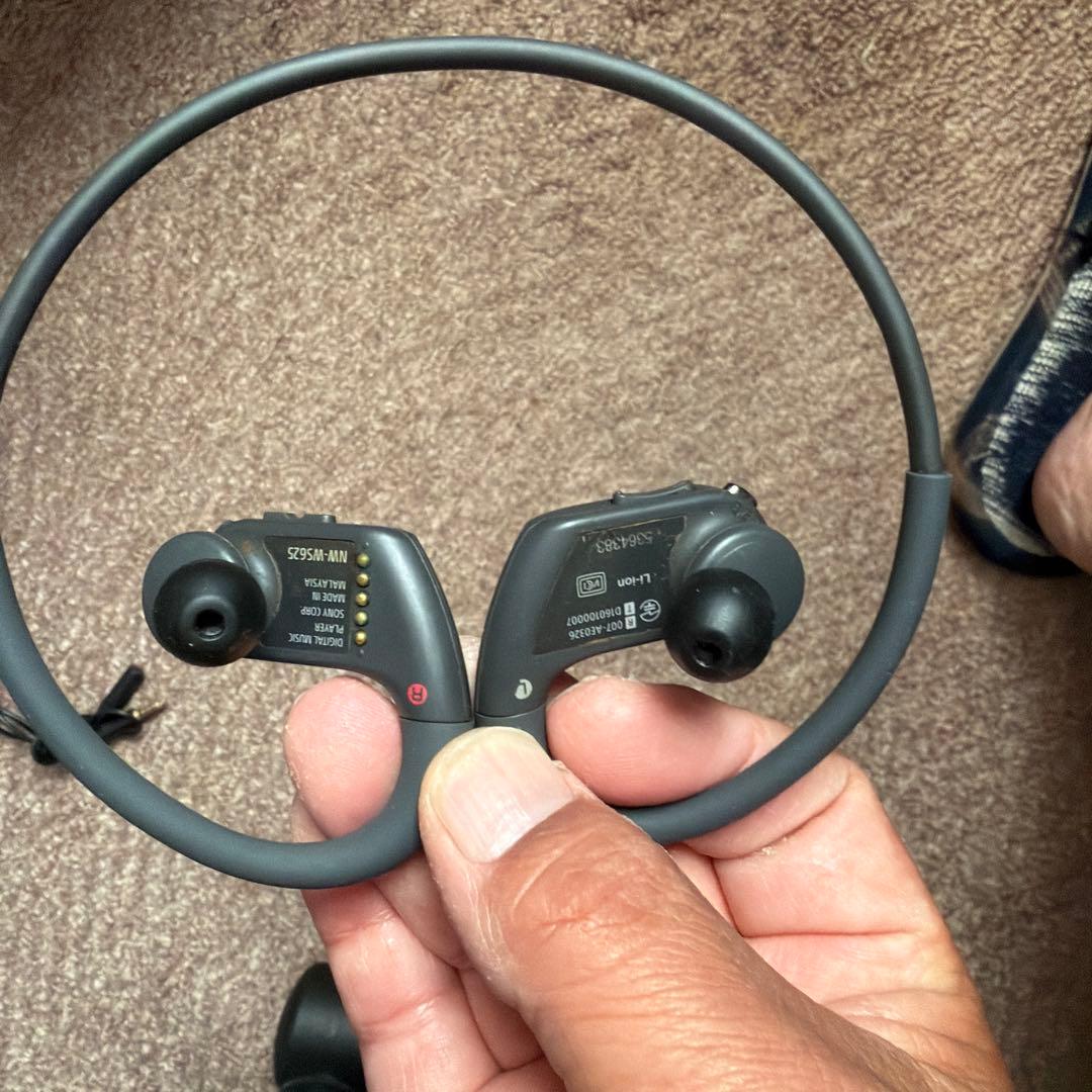 SONY WALKMAN ワイヤレスイヤホン　NW-WS625