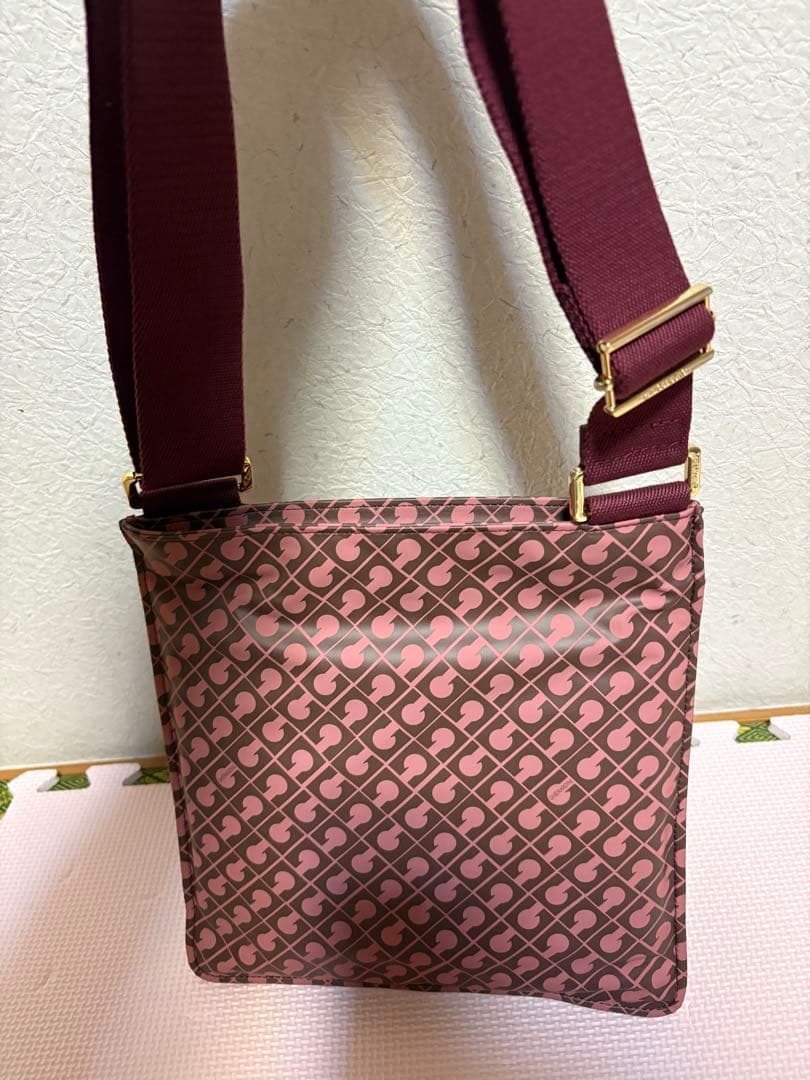 ゲラルディーニ☆ソフティ☆斜めがけショルダー☆GHERARDINI☆イタリア製