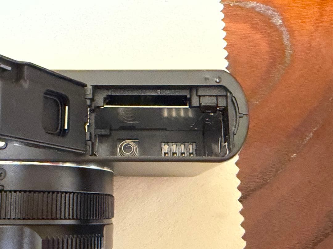 値下げ可能　leica d-lux7 純正レンズキャップ　純正グリップ