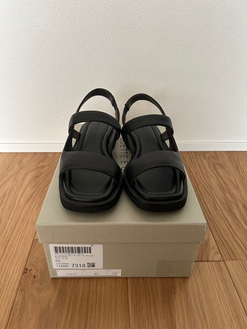 新品　オデットエオディール　インサイドセパレートソフトサンダル　ブラック23.0
