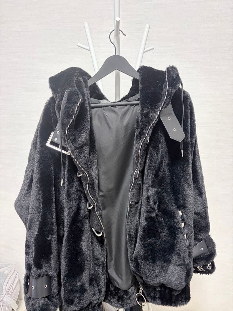 黒 フード付き ファーコート