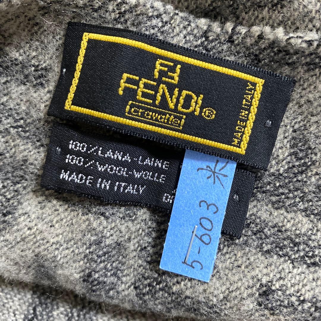 FENDI ズッカ柄 マフラー ストール グレー ユニセックス