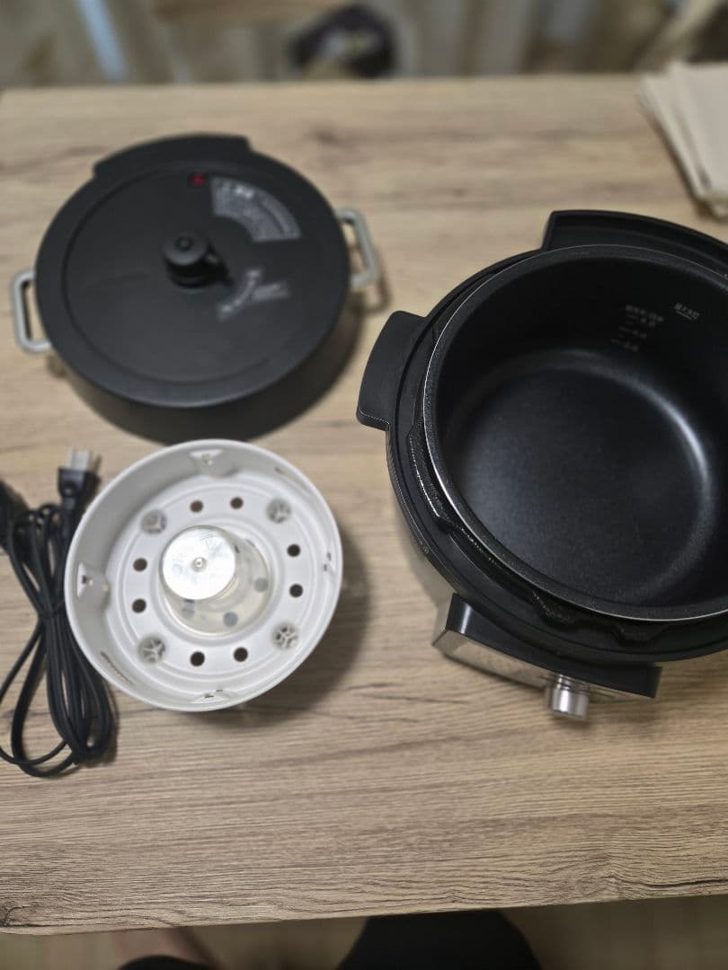 アイリスオーヤマ　圧力調理　電気圧力鍋 PMPC-MA4-B