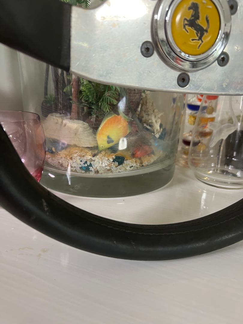 希少品！激安送料込‼️ フェラーリ ステアリング 跳ね馬マーク/イタリア製