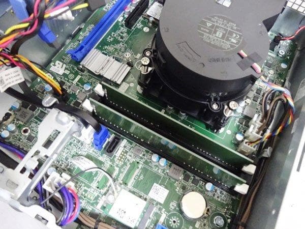 美品 DELL OptiPlex 5000 SFF 32GB Wi-Fi 6