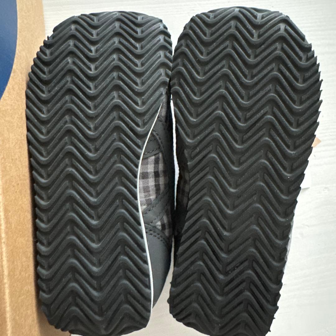 新品ファミリア　スニーカー〈アシックス × familiar〉16.5cm