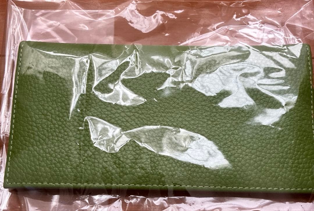 ☆開運　牛革皇居財布　長財布　グリーン　ジッパーポケット付き