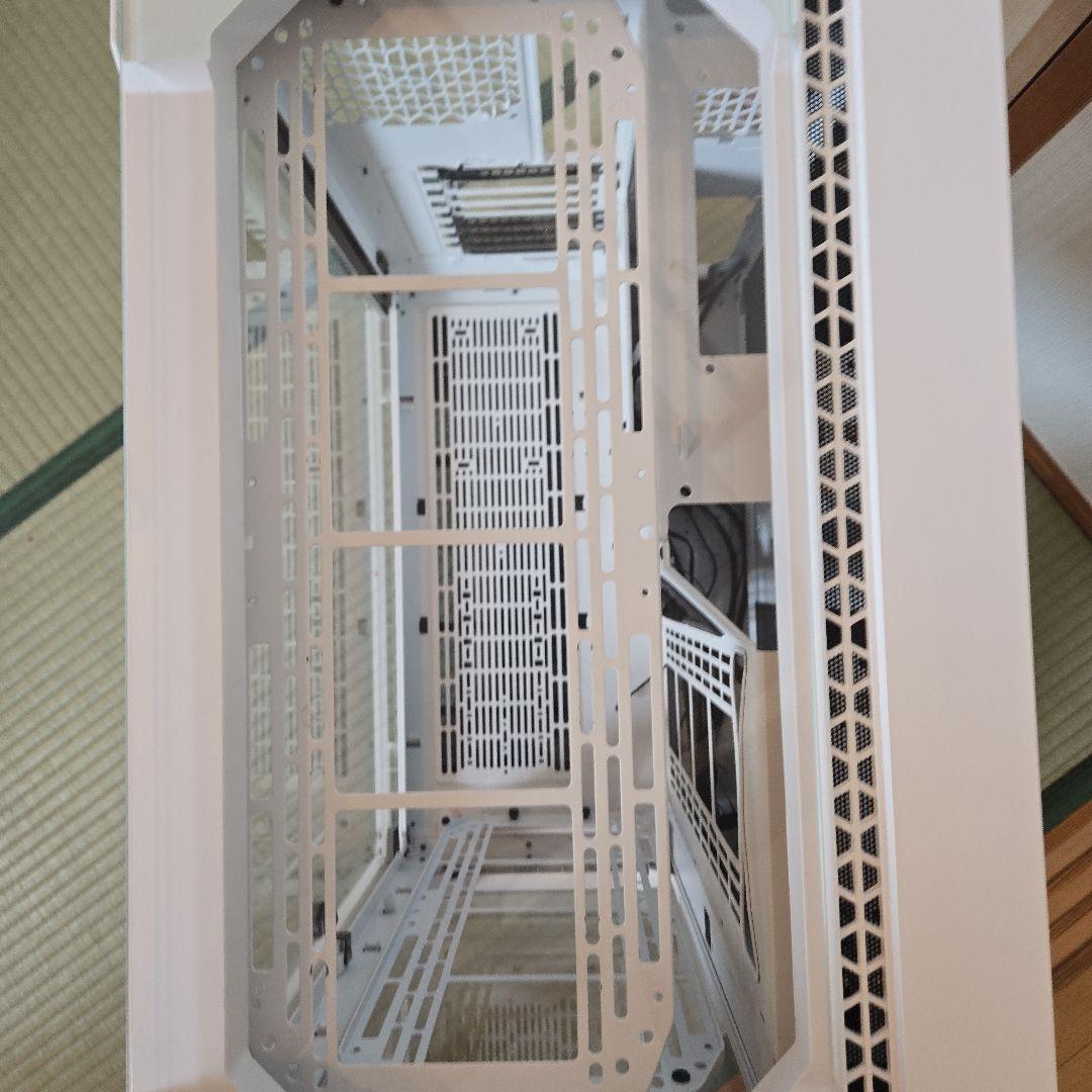 Thermaltake View 51 TF  PCケース