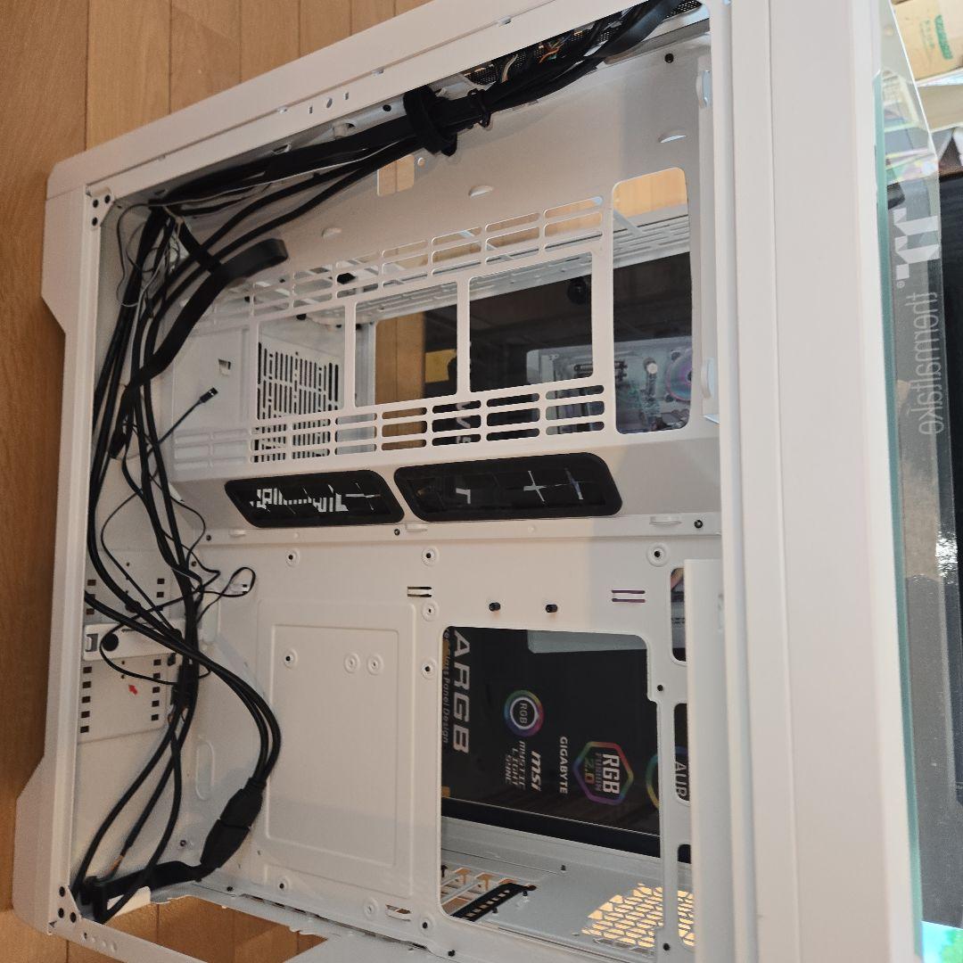 Thermaltake View 51 TF  PCケース