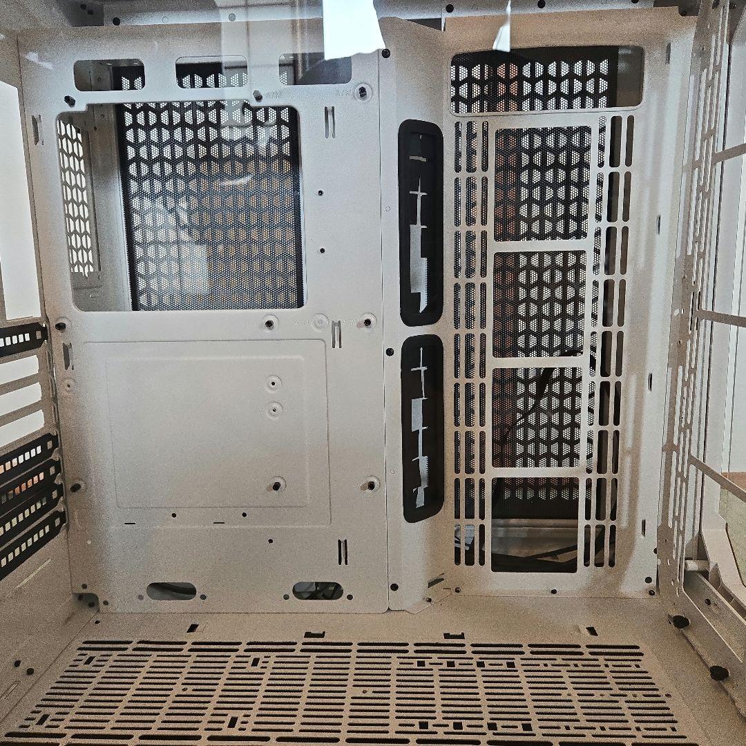 Thermaltake View 51 TF  PCケース